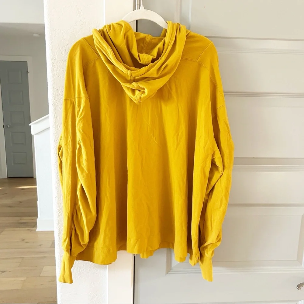 New Free People Hot Shot Hooded Layer Tee Top